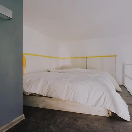 Old Town Wroclaw, Ostrow Tumski Botanica Apartment *